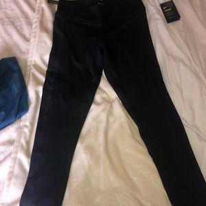 Brand new NIKE power dri fit leggings